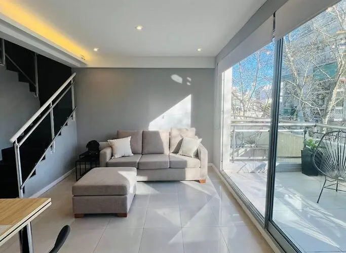 Duplex En Flores Para 4 Personas